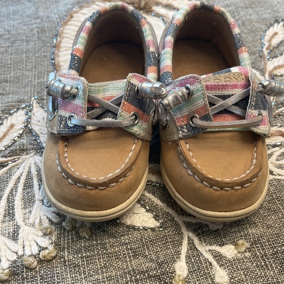 Sherry’s toddler boat shoe - Picture 2 of 4